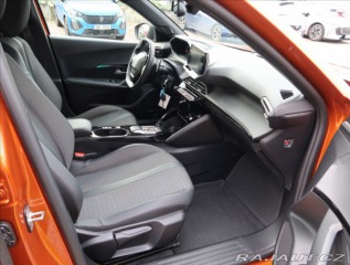 Peugeot 2008 1,2 ALLURE AUT 2023