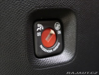 Peugeot 2008 1,2 ALLURE AUT 2023