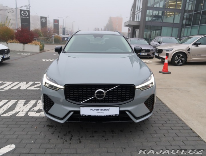 Volvo XC60 2,0 B4 AWD AUT CORE 2024