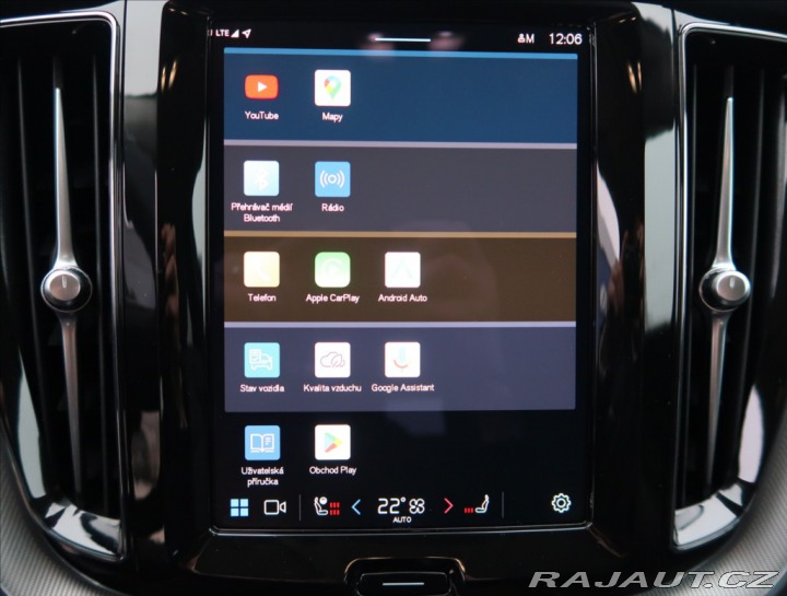 Volvo XC60 2,0 B4 AWD AUT CORE 2024