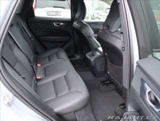 Volvo XC60 2,0 B4 AWD AUT CORE 2024