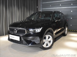Volvo XC40 2,0 B3 Core Bezklíč 2023