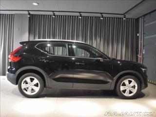 Volvo XC40 2,0 B3 Core Bezklíč 2023