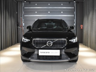 Volvo XC40 2,0 B3 Core Bezklíč 2023