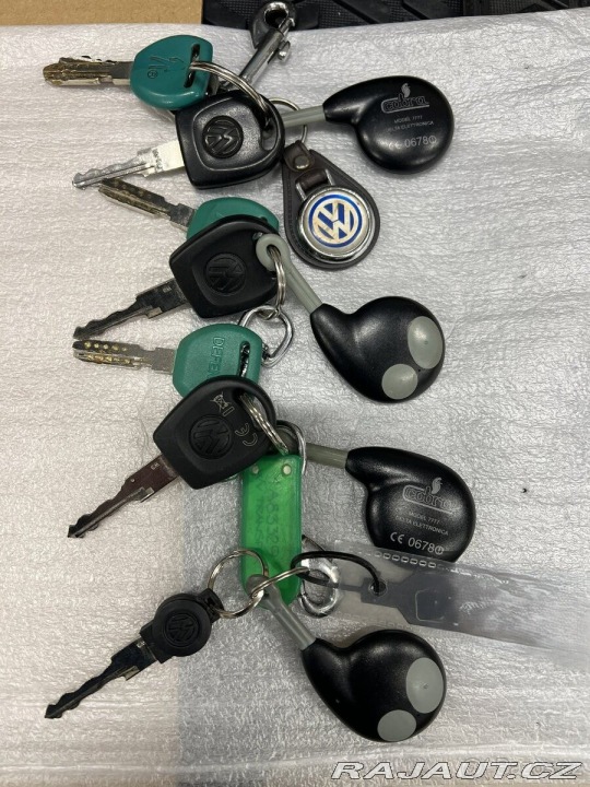 Volkswagen T-Cross 2,5 TDi 65 kW long 2002