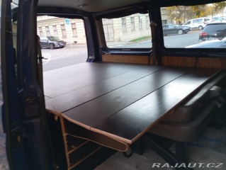 Volkswagen Transporter 2,5   T5 2004