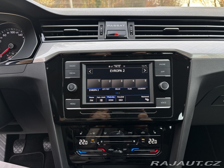 Volkswagen Passat Variant, EVO REZERVACE 2022