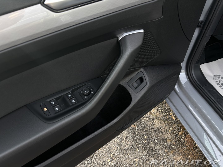 Volkswagen Passat Variant, EVO REZERVACE 2022