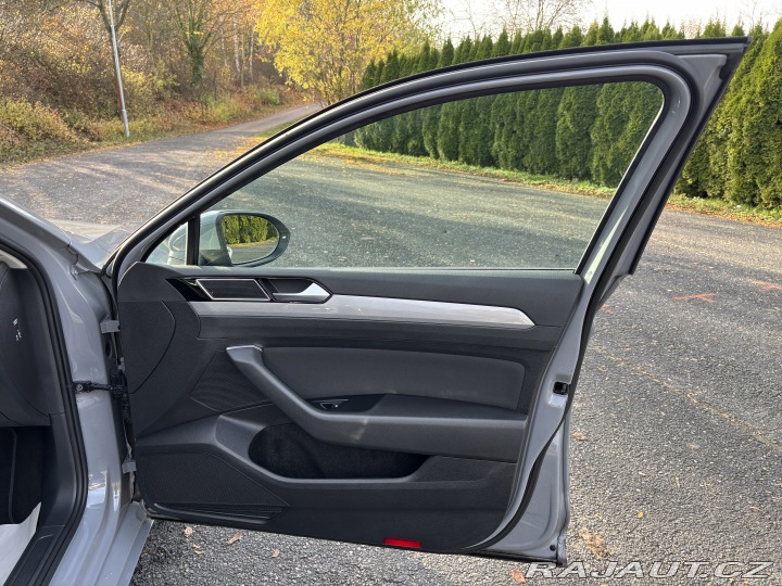 Volkswagen Passat Variant, EVO REZERVACE 2022