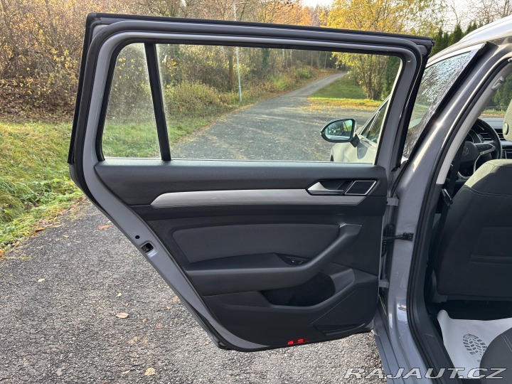 Volkswagen Passat Variant, EVO REZERVACE 2022