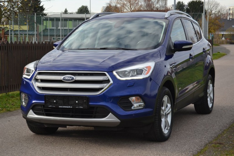 Ford Kuga 2.0 TDCI 110kW Titanium 4