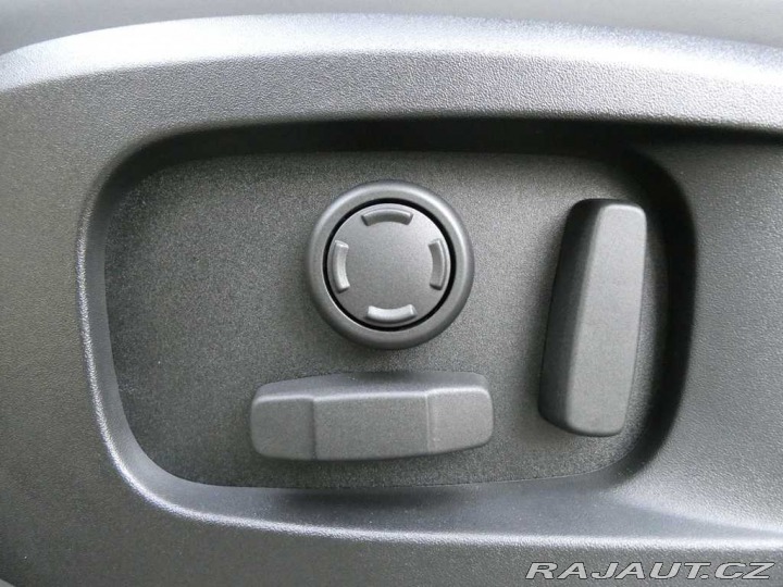 Land Rover Defender 110 3,0 X-Dynamic SE D350 2025