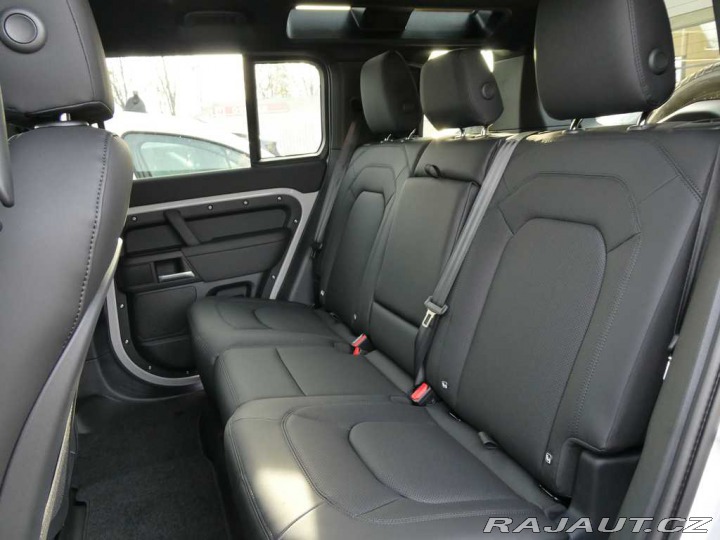 Land Rover Defender 110 3,0 X-Dynamic SE D350 2025