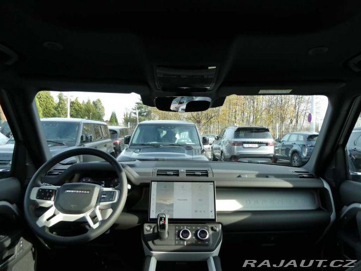 Land Rover Defender 110 3,0 X-Dynamic SE D350 2025