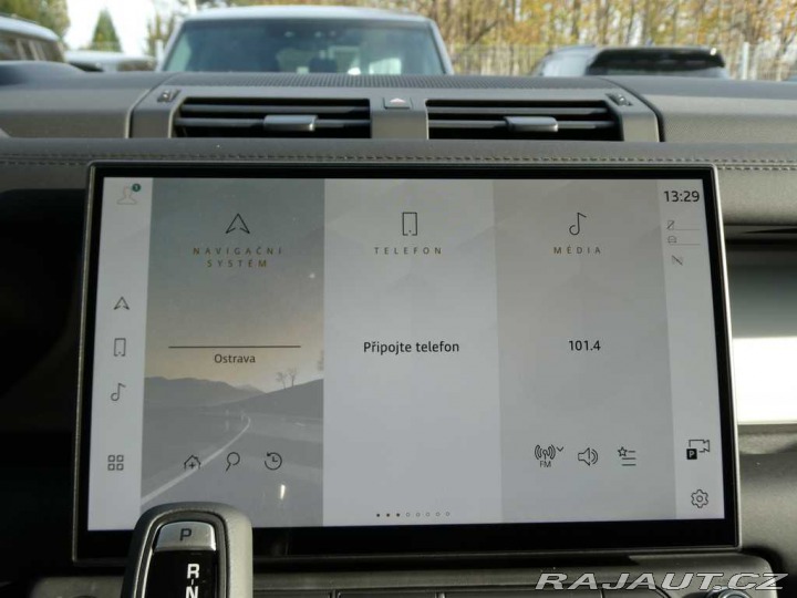 Land Rover Defender 110 3,0 X-Dynamic SE D350 2025