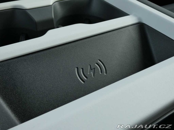 Land Rover Defender 110 3,0 X-Dynamic SE D350 2025