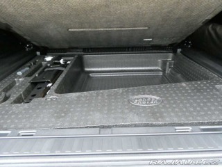 Land Rover Defender 110 3,0 X-Dynamic SE D350 2025