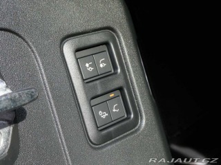 Land Rover Defender 110 3,0 X-Dynamic SE D350 2025