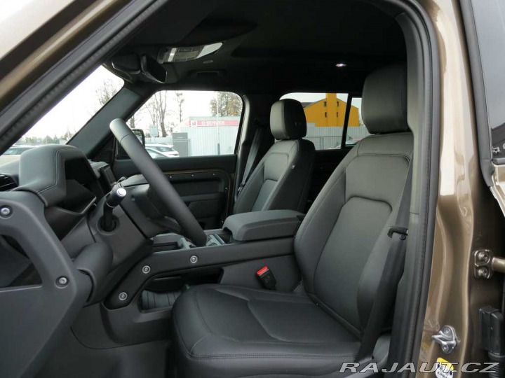 Land Rover Defender 110 3,0 X-Dynamic SE D250 2026
