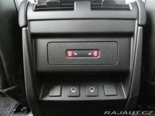 Land Rover Defender 110 3,0 X-Dynamic SE D250 2025