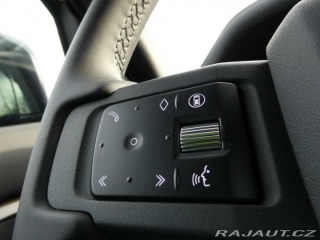 Land Rover Defender 110 3,0 X-Dynamic SE D250 2025