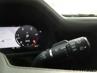 Land Rover Defender 110 3,0 X-Dynamic SE D250 2025