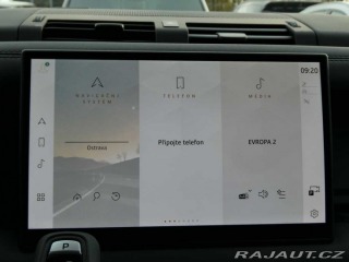 Land Rover Defender 110 3,0 X-Dynamic SE D250 2025