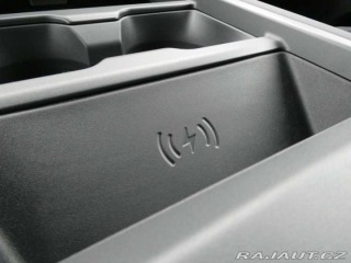 Land Rover Defender 110 3,0 X-Dynamic SE D250 2025