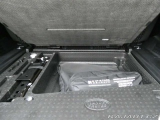 Land Rover Defender 110 3,0 X-Dynamic SE D250 2025