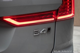 Volvo XC60 B4 AWD CORE*DPH*ČR 1.MAJ* 2023