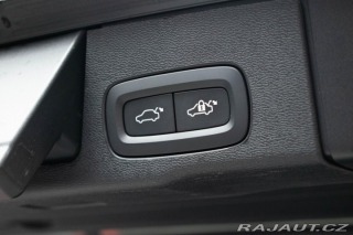 Volvo XC60 B4 AWD CORE*DPH*ČR 1.MAJ* 2023