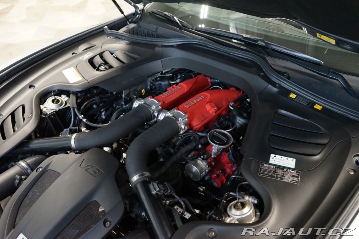 Ferrari Ostatní modely GTC4 Lusso T*GRIGIO TITANIO*CARBON*J 2017