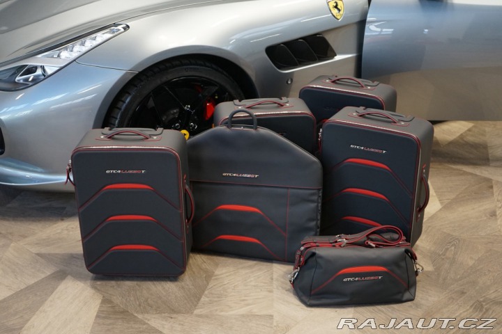 Ferrari Ostatní modely GTC4 Lusso T*GRIGIO TITANIO*CARBON*J 2017