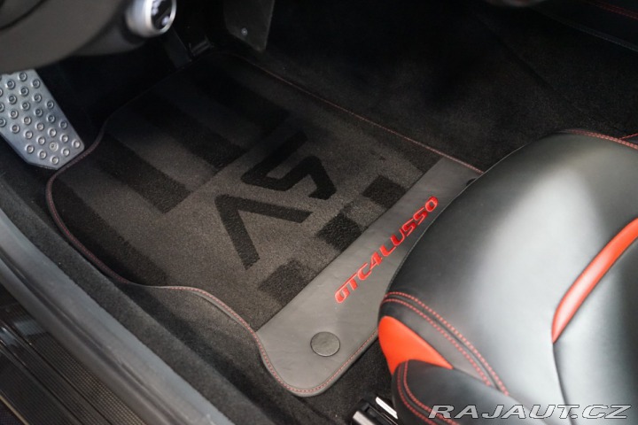 Ferrari Ostatní modely GTC4 Lusso T*GRIGIO TITANIO*CARBON*J 2017