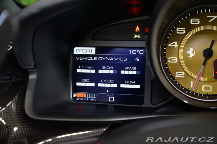 Ferrari Ostatní modely GTC4 Lusso T*GRIGIO TITANIO*CARBON*J 2017