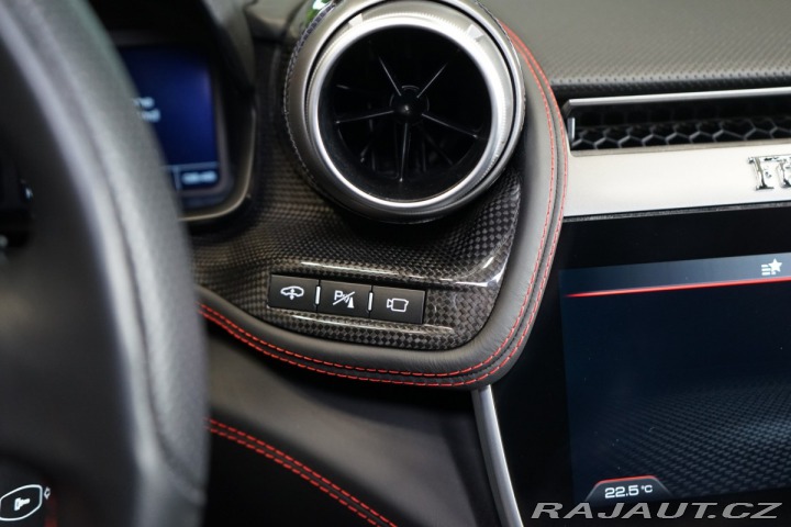 Ferrari Ostatní modely GTC4 Lusso T*GRIGIO TITANIO*CARBON*J 2017