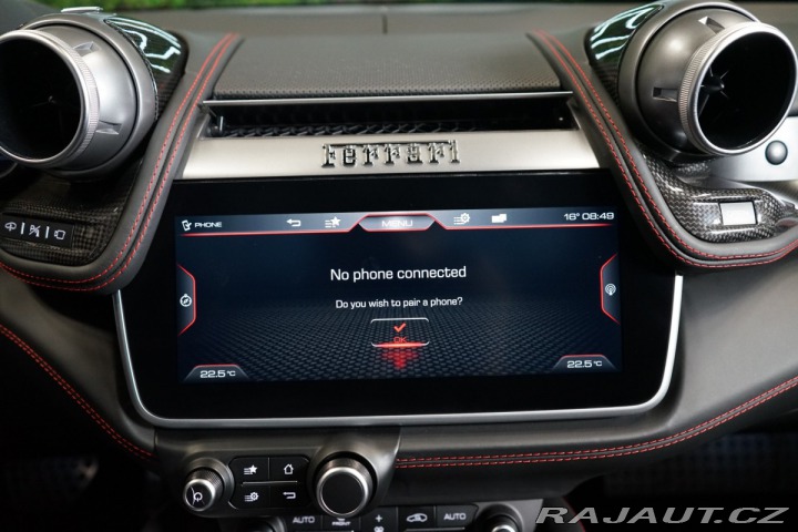 Ferrari Ostatní modely GTC4 Lusso T*GRIGIO TITANIO*CARBON*J 2017