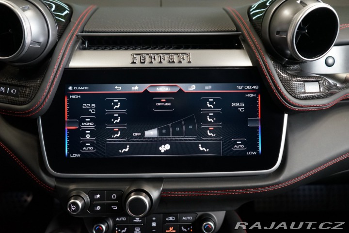 Ferrari Ostatní modely GTC4 Lusso T*GRIGIO TITANIO*CARBON*J 2017