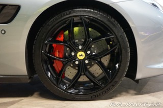Ferrari Ostatní modely GTC4 Lusso T*GRIGIO TITANIO*CARBON*J 2017