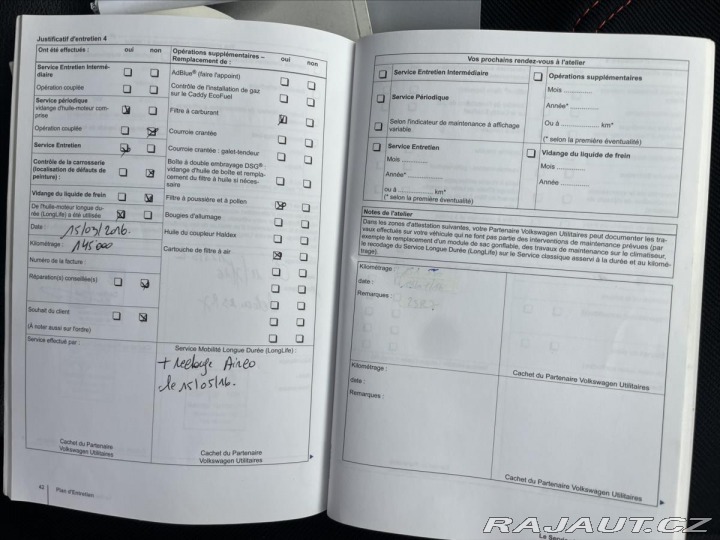 Volkswagen Caddy 2,0 TDi 103kw MAXI Editio 2011