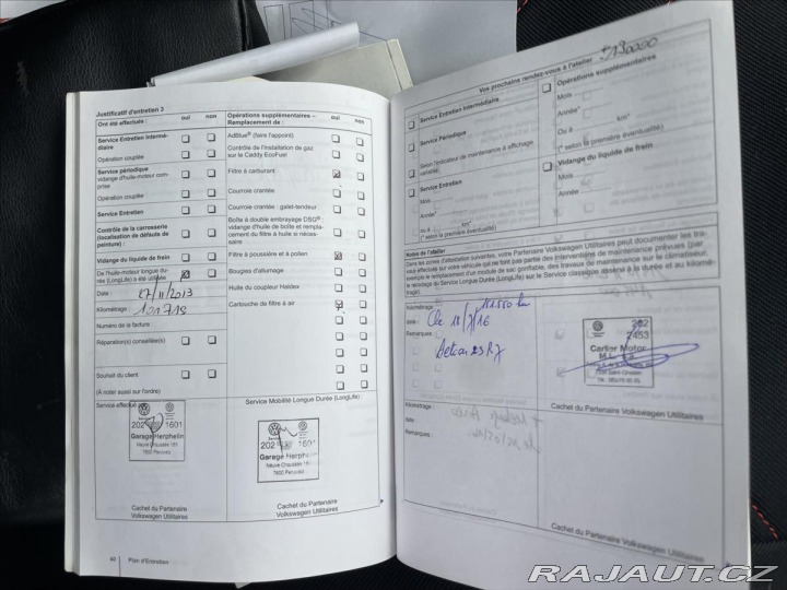 Volkswagen Caddy 2,0 TDi 103kw MAXI Editio 2011