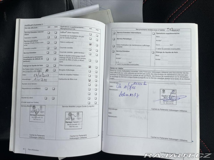 Volkswagen Caddy 2,0 TDi 103kw MAXI Editio 2011