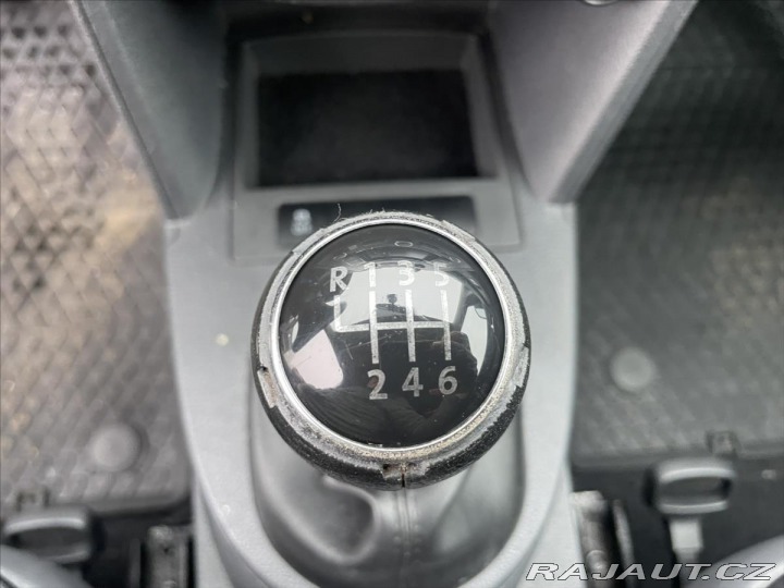 Volkswagen Caddy 2,0 TDi 103kw MAXI Editio 2011