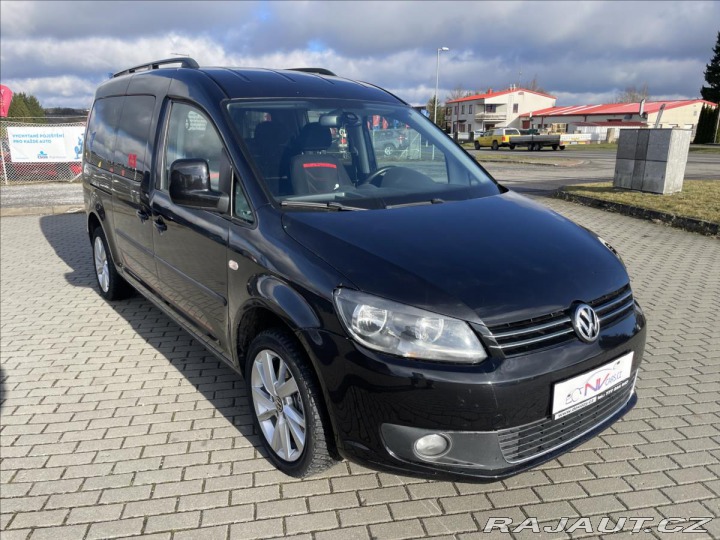 Volkswagen Caddy 2,0 TDi 103kw MAXI Editio 2011