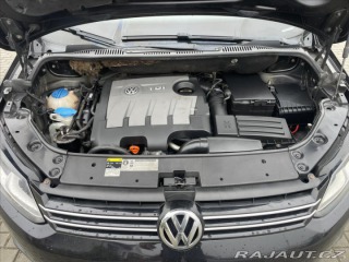 Volkswagen Caddy 2,0 TDi 103kw MAXI Editio 2011