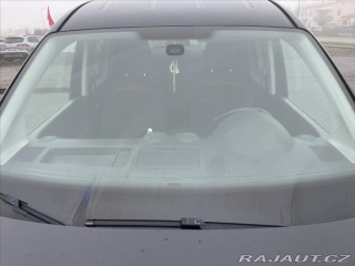 Volkswagen Caddy 2,0 TDi 103kw MAXI Editio 2011