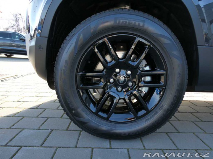 Land Rover Defender 110 3,0 S D200 2025