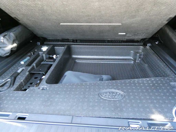 Land Rover Defender 110 3,0 S D200 2025