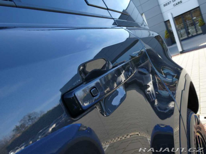 Land Rover Defender 110 3,0 S D200 2025