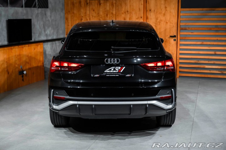 Audi Q3 Sportback 1800